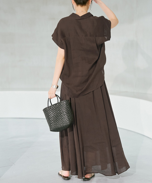 Spick & Span(スピックアンドスパン)の「《セットアップ可 / 》ラミーブレンドギャザーフレアスカート(スカート・レディース・イエロー/ベージュ系その他/ブラウン・38/36)」の12枚目の写真