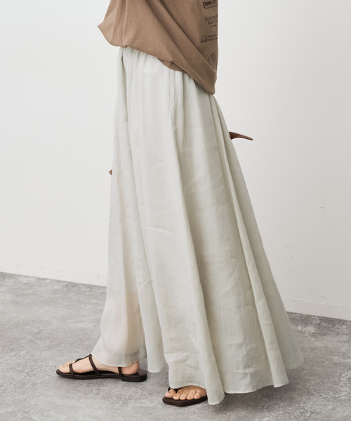 Spick & Span(スピックアンドスパン)の「《セットアップ可 / 》ラミーブレンドギャザーフレアスカート(スカート・レディース・イエロー/ベージュ系その他/ブラウン・38/36)」の16枚目の写真