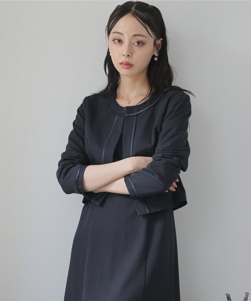 Doula Doula(ドゥーラドゥーラ)の「【ワンピーススーツ】ノーカラージャケット&半袖ワンピース 2点セット(セットアップ・レディース・ブラック/ネイビー・L/M)」の18枚目の写真