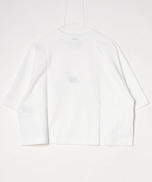 NEW BALANCE(ニューバランス)の「ウォーターカラーピンクボクシーTシャツ(Tシャツ/カットソー・レディース・ブラック/ホワイト・SMALL/MEDIUM/LARGE/X-LARGE)」の16枚目の写真
