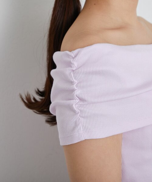 La boutique BonBon(ラブティックボンボン)の「【ヘルシーな肌見せ】オフショルテレコカットソー(Tシャツ/カットソー・レディース・ピンク/サックスブルー/ブラック・FREE)」の18枚目の写真
