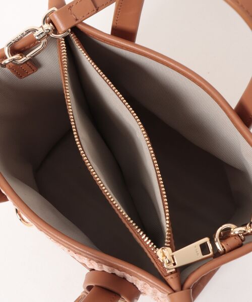 FURLA(フルラ)の「フルラ ディバイデッド (Furla Divide It) ミニトートバッグ(トートバッグ・レディース・サンドベージュ/ライトブルー・ONE SIZE)」の13枚目の写真