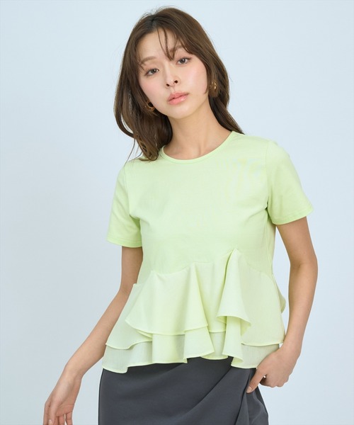AND COUTURE(アンドクチュール)の「ペプラムカットトップス(Tシャツ/カットソー・レディース・グリーン/オフホワイト/ブラック・FREE)」の3枚目の写真