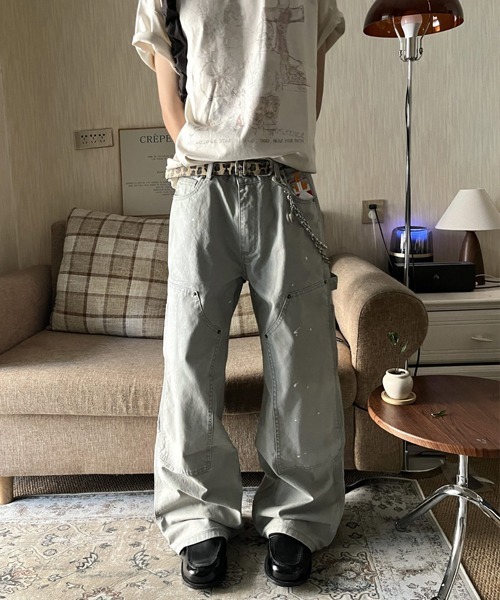 Ressaca(レサーカ)の「ルーズシルエットペイント風ダブルニーパンツ(その他パンツ・メンズ・カーキ/グレー・XL/M)」の1枚目の写真