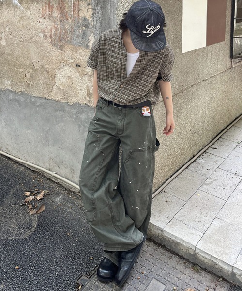 Ressaca(レサーカ)の「ルーズシルエットペイント風ダブルニーパンツ(その他パンツ・メンズ・カーキ/グレー・XL/M)」の2枚目の写真