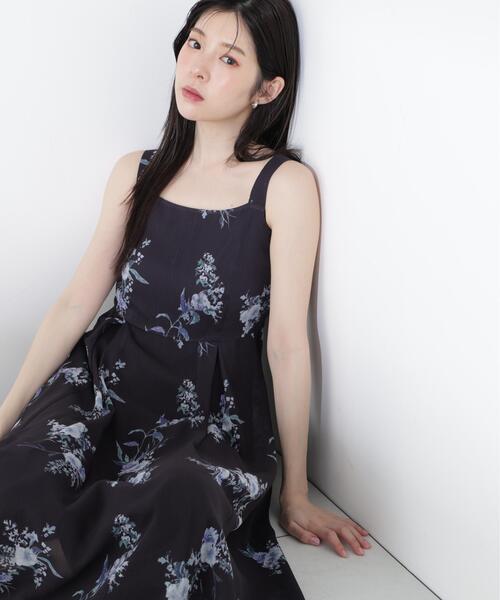 PROPORTION BODY DRESSING（プロポーションボディドレッシング）の「【青島心さん着用】ボタニカル花柄キャミワンピース / 1216240608（ワンピース・レディース・ピンク/ネイビー・SMALL/MEDIUM/P/S）」の3枚目の写真