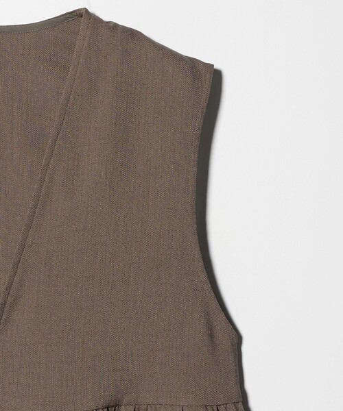 A DAY IN THE LIFE UNITED ARROWS(アデイインザライフユナイテッドアローズ)の「リネンライク ペプラム ジップベスト ‐マシンウォッシャブル‐<A DAY IN THE LIFE>(ベスト・レディース・モカ/ベージュ/ブラック・FREE)」の14枚目の写真
