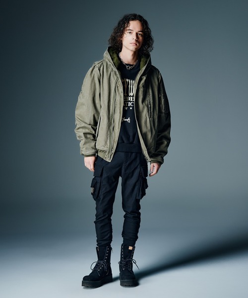 glamb（グラム）の「Hollywood Basement Sweat / ハリウッドベースメントスウェット（スウェット・メンズ・ブラック/ネイビー/オレンジ・S/M/L）」の9枚目の写真