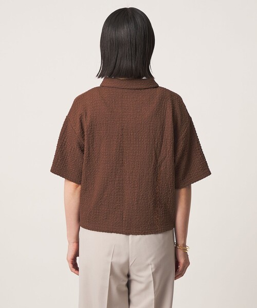 A DAY IN THE LIFE UNITED ARROWS(アデイインザライフユナイテッドアローズ)の「シャーリング ハーフスリーブシャツ 5分袖<A DAY IN THE LIFE>(シャツ/ブラウス・レディース・ブラック/オフホワイト/ダークブラウン・FREE)」の8枚目の写真
