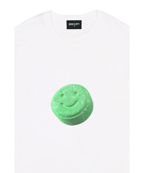 BORN SLIPPY(ボーンスリッピー)の「Smile Candy(Green) T-shirt (White)(Tシャツ/カットソー・レディース・その他・FREE)」の3枚目の写真