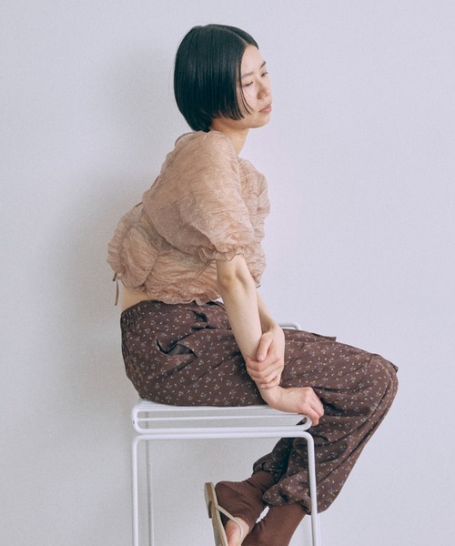 EN NEUME(エンノイム)の「Petite Bloom Cargo(カーゴパンツ・レディース・オフホワイト/ブラウン/ブラック・0/1)」の18枚目の写真
