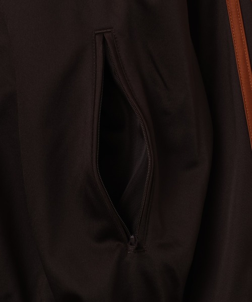 adidas(アディダス)の「adidas FIREBIRD TRACK TOP / アディダス ファイヤーバード トラックトップ(ジャージ・メンズ・ブラウン・S/M/L/XL/XXL)」の6枚目の写真
