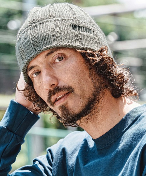 felkod（フィルコッド）の「mko13693- Wide Rib Knit Beanie ローゲージニット帽(F26A350)（ニットキャップ/ビーニー・メンズ・グレー/ブラック×ピンク/ブラック×ホワイト/サンドベージュ・FREE）」の3枚目の写真
