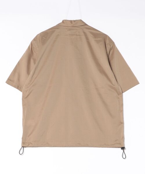 Arnold Palmer(アーノルドパーマー)の「URBAN BREEZE 半袖シャツ(シャツ/ブラウス・メンズ・ネイビー/グレー/ベージュ・LL/M/L)」の4枚目の写真