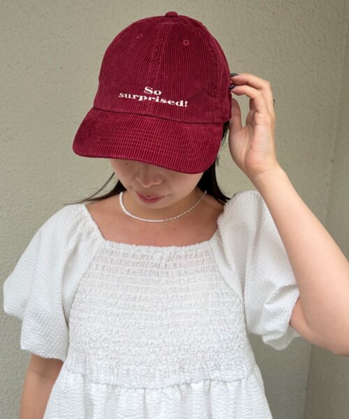 Kastane（カスタネ）の「【一部店舗限定】B コーデュロイロゴキャップ（キャップ・レディース・ベージュ/ボルドー・FREE）」の11枚目の写真