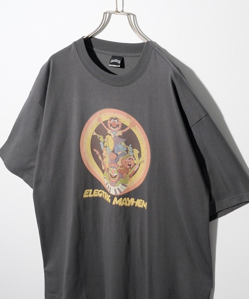 Disney(ディズニー)の「【SETUP7】ムービー グラフィック Tシャツ MNY / Back to the Future(バック・トゥ・ザ・フューチャー)/ Jurassic Park(ジュラシック・パーク)/ Jurassic World(ジュラシック・ワールド)/ JAWS(ジョーズ)/ Gremlins(グレムリン)/ IT(イット)/ Joker / The Goonies / The Muppets(Tシャツ/カットソー・メンズ・ブラック系その他2/ホワイト系その他3/ホワイト系その他2/ブラック系その他4/ホワイト系その他5/ブラック系その他6/ホワイト系その他4/ブラック系その他3/ブラック系/ブラック系9/ブラック系1/ホワイト系1/ブラック系その他5/ブラック系3/ブラック系2/ブラック系5/ブラック系4/ブラック系6/ブラック系その他/ブラック系7/ブラック系8・M/L)」の13枚目の写真