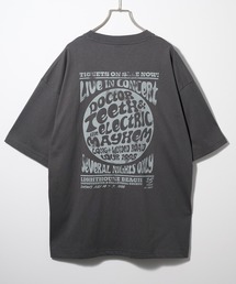 バック・トゥ・ザ・フューチャー」に該当するTシャツ/カットソー