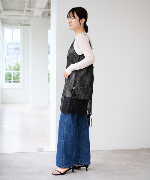 U by SPICK&SPAN(ユーバイスピックアンドスパン)の「リバーシブルレースキャミソール(キャミソール・レディース・チャコールグレー/ベージュ・FREE)」の17枚目の写真