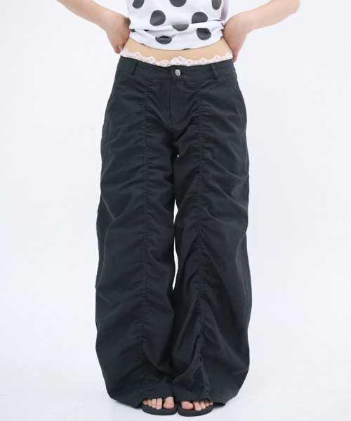 ITZAVIBE(イッザバイブ)の「LACE LAYERED WIDE PANTS - BLACK(その他パンツ・レディース・その他・MEDIUM/LARGE)」の1枚目の写真