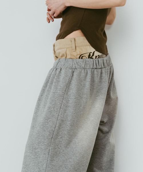 Knuth Marf(クヌースマーフ)の「Knuth Marf / クヌースマーフ double-layer sweatpants(スウェットパンツ・レディース・ブラウン/チャコールグレー・X-SMALL/SMALL)」の7枚目の写真