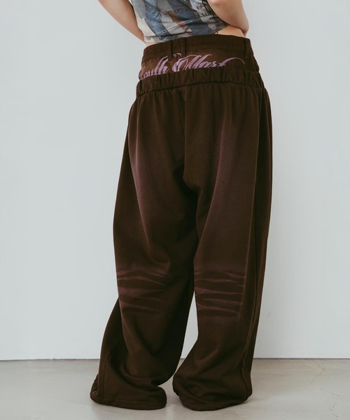 Knuth Marf(クヌースマーフ)の「Knuth Marf / クヌースマーフ double-layer sweatpants(スウェットパンツ・レディース・ブラウン/チャコールグレー・X-SMALL/SMALL)」の14枚目の写真