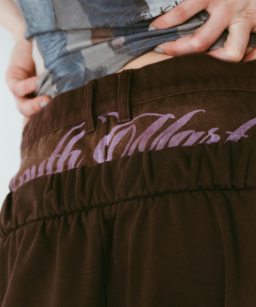 Knuth Marf(クヌースマーフ)の「Knuth Marf / クヌースマーフ double-layer sweatpants(スウェットパンツ・レディース・ブラウン/チャコールグレー・X-SMALL/SMALL)」の17枚目の写真