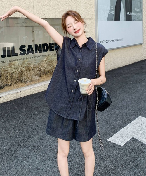 FAVORITO(ファヴォリート)の「デニムノースリーブトップスショートパンツセットアップ(セットアップ・レディース・ブルー・XL/L/M/S)」の11枚目の写真