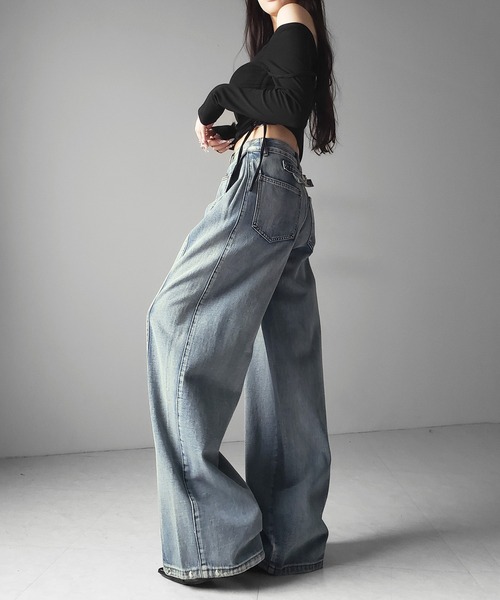 me+em select(ミームセレクト)の「【 3color /3size 】ヴィンテージライクウォッシュカーブワイドデニム / vintage like wash curve wide denim(デニムパンツ・レディース・ダークブラック/ブラック/ブルー・LARGE/MEDIUM/SMALL)」の16枚目の写真
