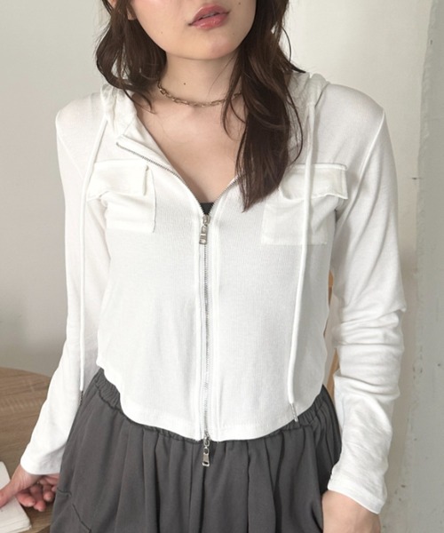 CLEA（クレア）の「ポケット付きジップアップフードトップス（Tシャツ/カットソー・レディース・チャコールグレー/ブラック/グレー/ブラウン/カーキ/ホワイト・FREE）」の7枚目の写真