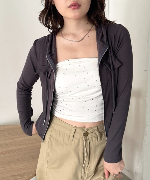 CLEA（クレア）の「ポケット付きジップアップフードトップス（Tシャツ/カットソー・レディース・チャコールグレー/ブラック/グレー/ブラウン/カーキ/ホワイト・FREE）」の22枚目の写真