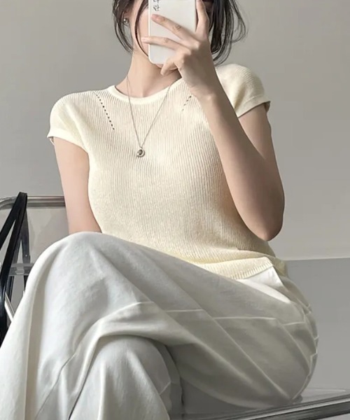 Aelina（エリナ）の「バックボタントップス（その他トップス・レディース・ベージュ/ブラック・FREE）」の6枚目の写真