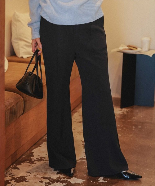 titivate(ティティベイト)の「裏起毛/美シルエットフレアパンツ(その他パンツ・レディース・ブラック/ブラウン/アイボリー・SP/S/L/M)」の2枚目の写真