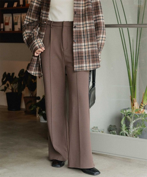titivate(ティティベイト)の「裏起毛/美シルエットフレアパンツ(その他パンツ・レディース・ブラック/ブラウン/アイボリー・SP/S/L/M)」の13枚目の写真
