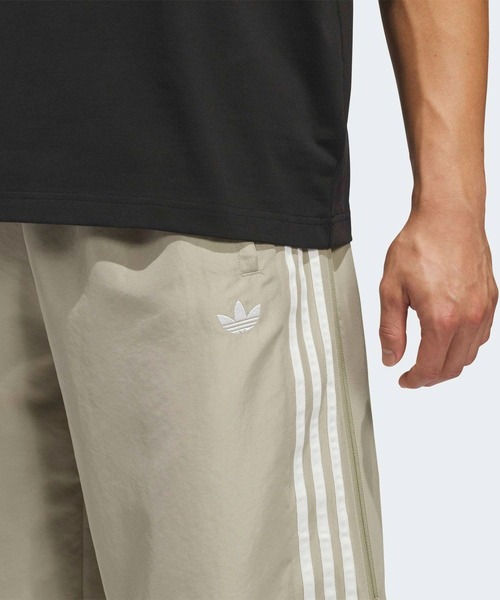 adidas(アディダス)の「オリジナルス バスケットボール ウインドブレーカー パンツ / アディダスオリジナルス adidas Originals(その他パンツ・メンズ・カーキ・SMALL/XX-LARGE/LARGE/MEDIUM/X-SMALL/X-LARGE)」の6枚目の写真