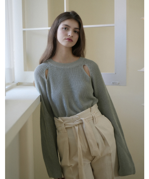 VLETI（ブレッティ）の「Round Shoulder Cutting Knit (Grayish_mint)（ニット/セーター・レディース・ミント・FREE）」の2枚目の写真