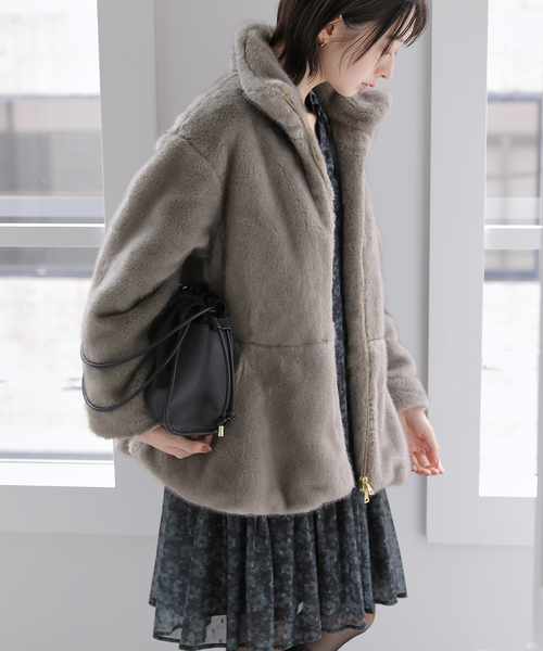 La TOTALITE(ラトータリテ)の「【洗える】ペプラムファーコート(その他アウター・レディース・チャコールグレー/ブラウン・FREE)」の6枚目の写真