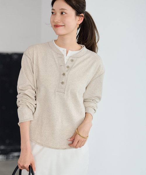 FRAMeWORK（フレームワーク）の「ダブルヘンリーネック（Tシャツ/カットソー・レディース・チャコールグレー/アイボリー/ホワイト・FREE）」の16枚目の写真