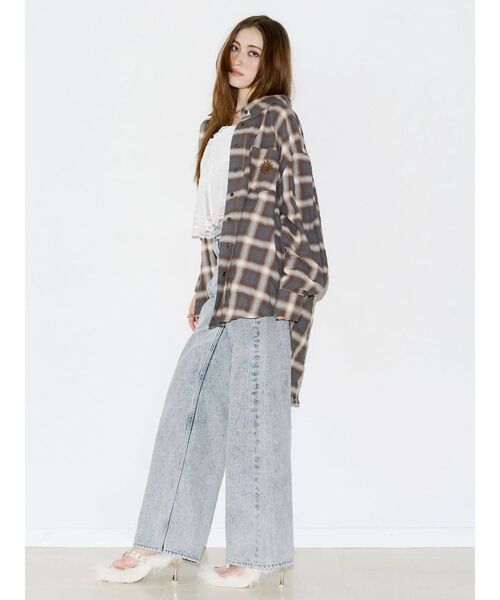 EVRIS(エヴリス)の「SUNNYオーバーサイズチェックシャツ 秋服(シャツ/ブラウス・レディース・ブラック/グレー・FREE)」の5枚目の写真