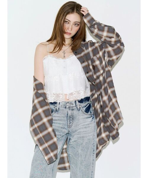 EVRIS(エヴリス)の「SUNNYオーバーサイズチェックシャツ 秋服(シャツ/ブラウス・レディース・ブラック/グレー・FREE)」の1枚目の写真