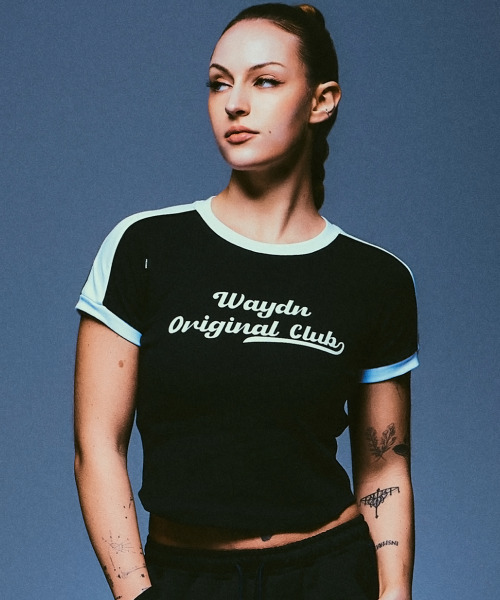 WAYDN(ウェイドゥン)の「82 クロップド トラックトップス ショートスリーブ ブラック(Tシャツ/カットソー・レディース・その他・SMALL/MEDIUM)」の1枚目の写真