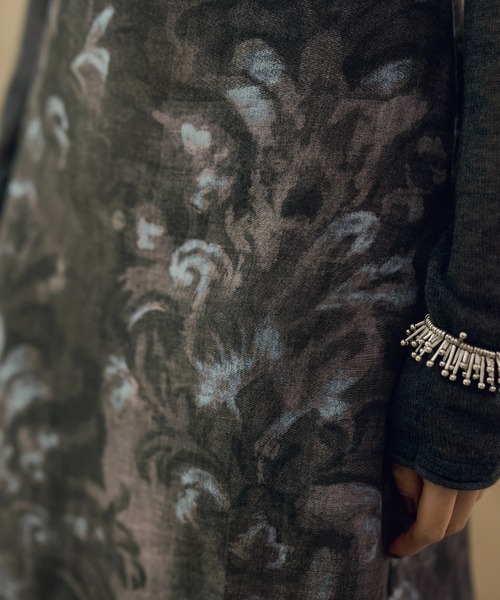 LAULEN(ローレン)の「artistic damask camisole dress /アーティスティックダマスクキャミソールドレス(ワンピース・レディース・ブラウン/グレー・S/M)」の6枚目の写真
