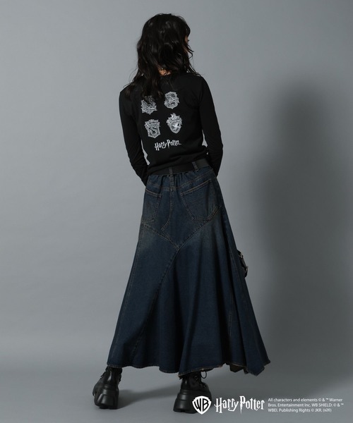 PAGEBOY(ページボーイ)の「【Harry Potter(ハリー・ポッター)】ホグワーツエンブレムシアーロンT(Tシャツ/カットソー・レディース・グレー/ブラック・FREE)」の11枚目の写真
