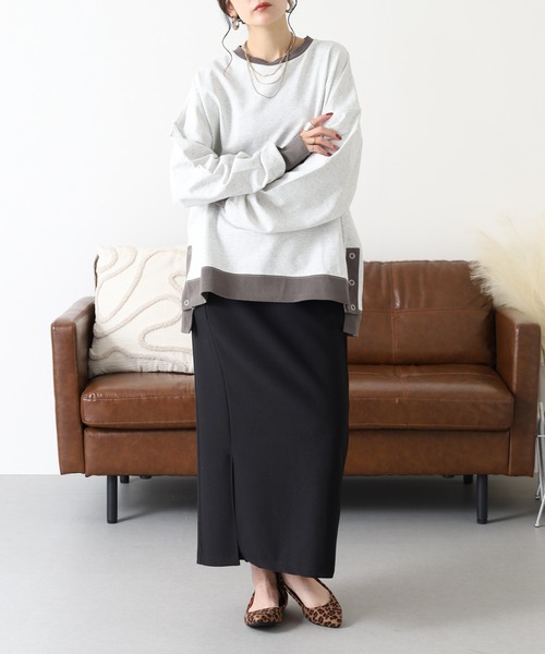 Arinomama(アリノママ)の「Arinomama 260gミニ裏毛 サイドボタン配色リブトレーナー(Tシャツ/カットソー・レディース・杢グレー/スミクロ/ブラウン・FREE)」の19枚目の写真