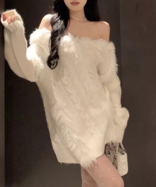 Alvia(アルビア)の「韓国風シャギーフェザー オフショル ニットトップス(ニット/セーター・レディース・ブラック/ホワイト・M)」の22枚目の写真