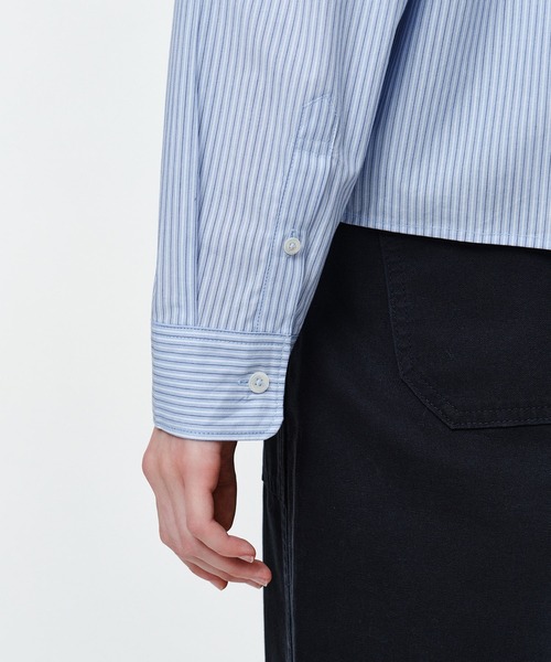 MARITHE + FRANCOIS GIRBAUD（マリテフランソワジルボー）の「W MICRO CLASSIC LOGO COTTON SHIRT（シャツ/ブラウス・レディース・ストライプ/アイボリー・SMALL/MEDIUM）」の12枚目の写真