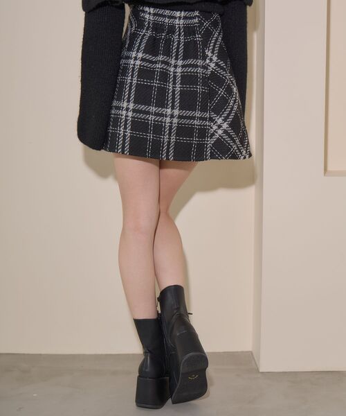 MAJESTIC LEGON(マジェスティックレゴン)の「ボックスプリーツフレアミニスカパン(スカート・レディース・ホワイト系その他2/ブラック系その他/ブラウン系その他2・MEDIUM)」の17枚目の写真