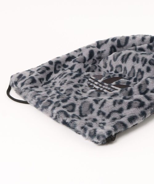 adidas(アディダス)の「adidas アディダス U KNAPSACK LEO(JP) バッグ LC5937 GREY3(ボディバッグ/ウエストポーチ・メンズ・グレー・FREE)」の3枚目の写真