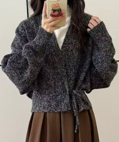&soiree(アンドソワレ)の「カシュクールミックスヤーンニットカーディガン(カーディガン/ボレロ・レディース・ブラック/ブラウン・FREE)」の6枚目の写真