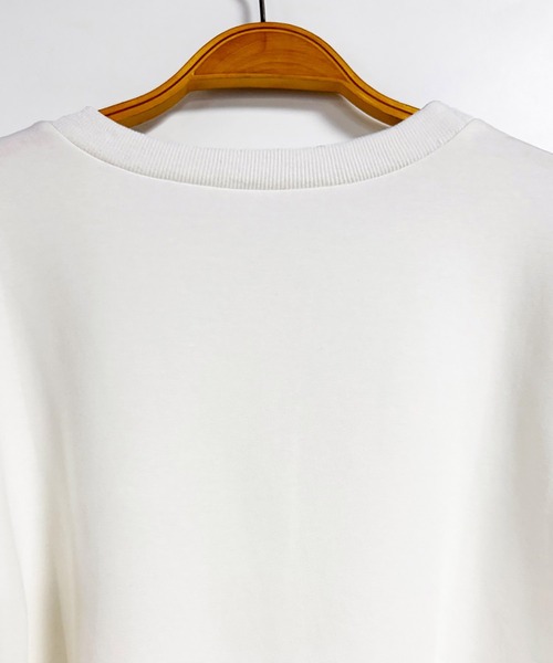 Doux Belle（ドゥーベル）の「裾フリルボリューム袖長袖カットソー（Tシャツ/カットソー・レディース・ホワイト/ブラック・FREE）」の4枚目の写真