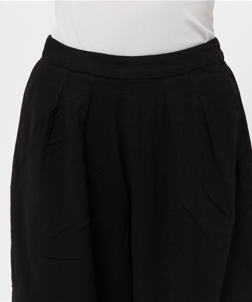 LBC(エルビーシー)の「コットンヘンプマキシワイドパンツ (その他パンツ・レディース・ライトグレー/ダークグレー・MEDIUM)」の6枚目の写真